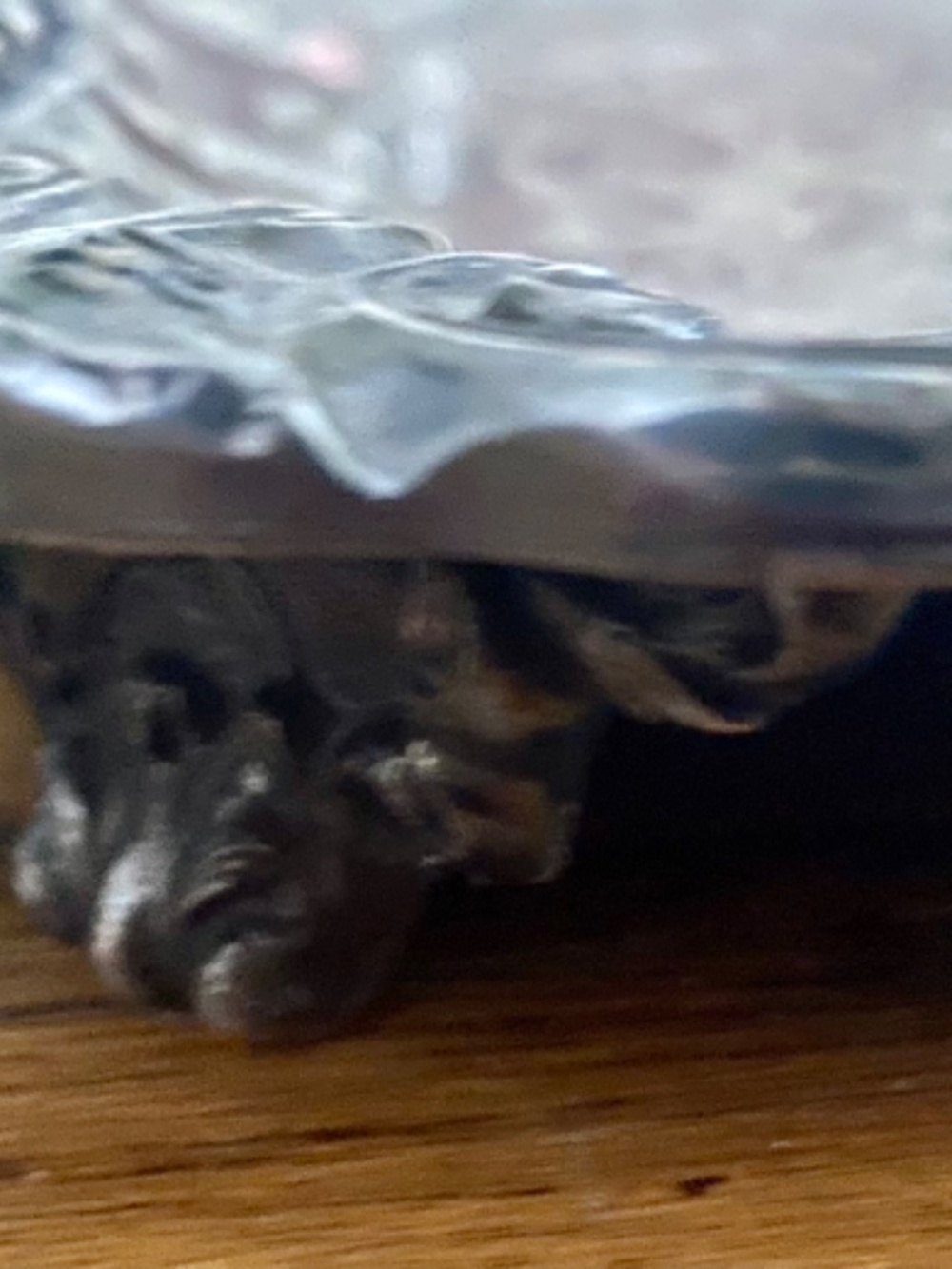Vintage Silver Plate Tray. Ornate Platter, Legs and Handles. Very Good Condition - Picture 7 of 10